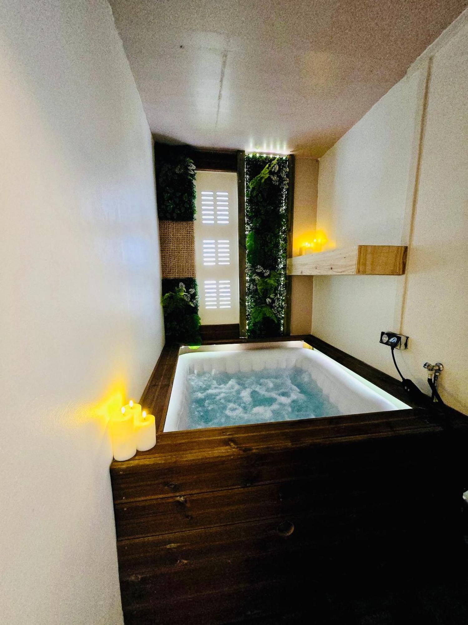 Fridhome Jacuzzi Parking Wifi Fibre 2Min Tram Bruges Habitación foto
